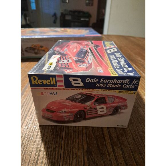 2003 Revell Monogram Dale Earnhardt Jr. 8 Monte Carlo Race Car NASCAR Kit Sealed - Picture 6 of 9